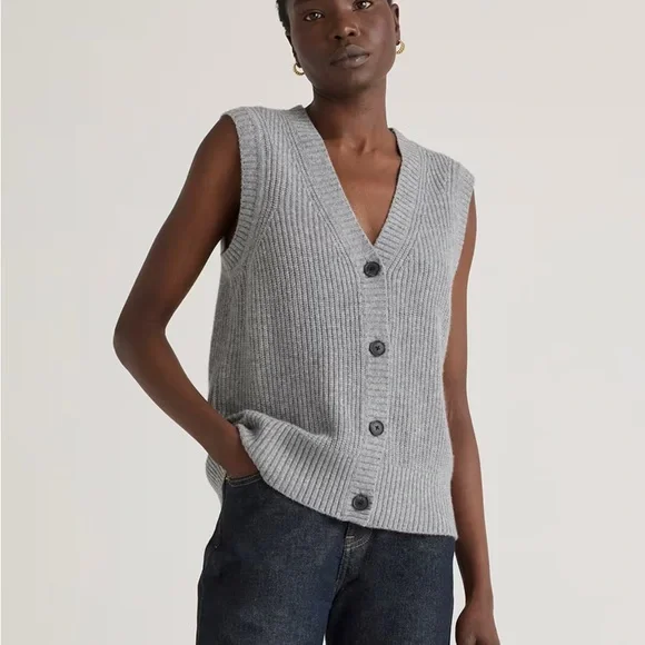 Mongolian Cashmere Fisherman Sweater Vest Quince - Picture 1 of 3